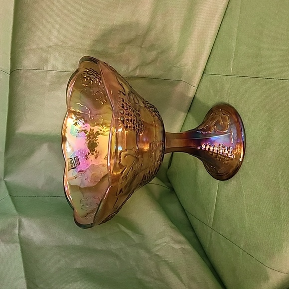 Indiana Glass Other - Vintage Iridescent Gold Carnival Glass Indiana Glass Harvest 8" Wedding Bowl